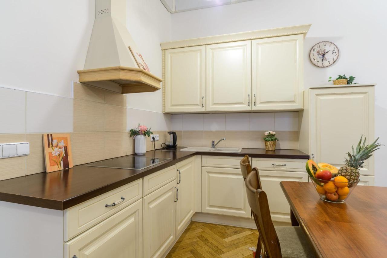 Cozy Apartment Near Stefanikuv Most Prag Dış mekan fotoğraf